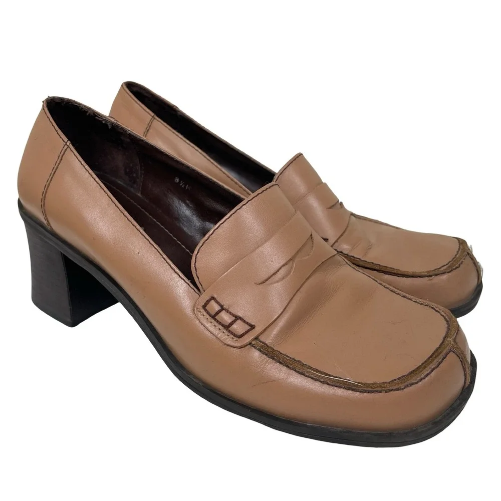 Vintage Two Lips Tan Leather Penny Loafer Chunky Heel Shoes Women's Size 8.5 Y2K